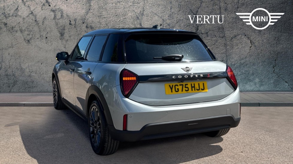 MINI Cooper 2.0 S Classic [Level 2] 5dr Auto Petrol Hatchback - Image 2