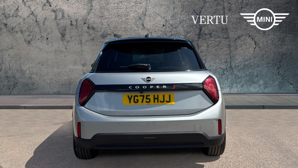 MINI Cooper 2.0 S Classic [Level 2] 5dr Auto Petrol Hatchback - Image 15