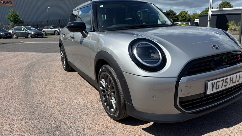 MINI Cooper 2.0 S Classic [Level 2] 5dr Auto Petrol Hatchback - Image 34