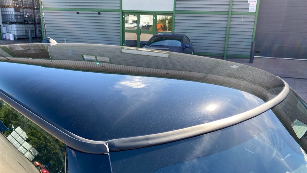 MINI Cooper 2.0 S Classic 3dr Auto Petrol Hatchback - Image 21