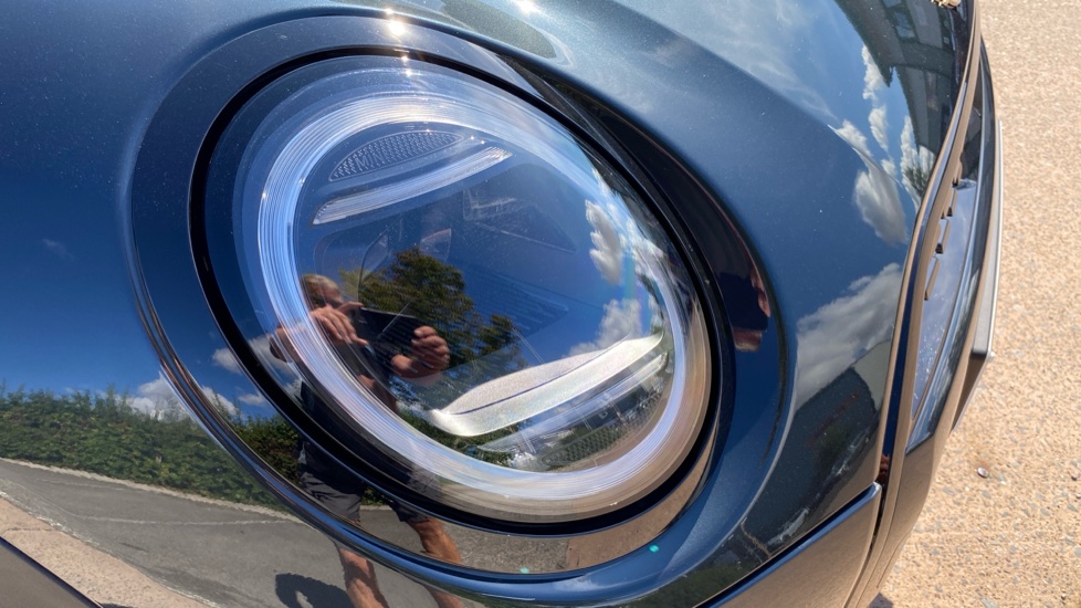 MINI Cooper 2.0 S Classic 3dr Auto Petrol Hatchback - Image 23