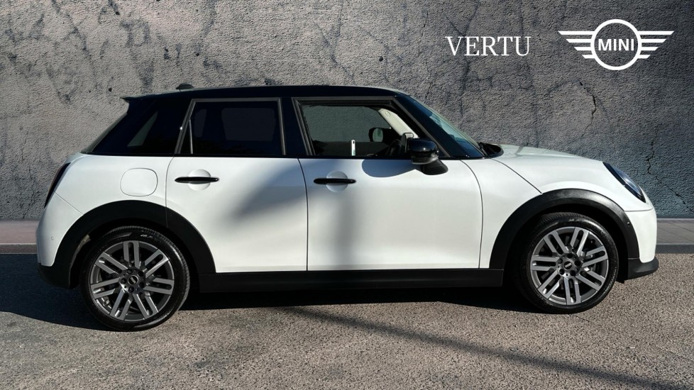 MINI Cooper 2.0 S Classic [Level 2] 3dr Auto Petrol Hatchback - Image 3