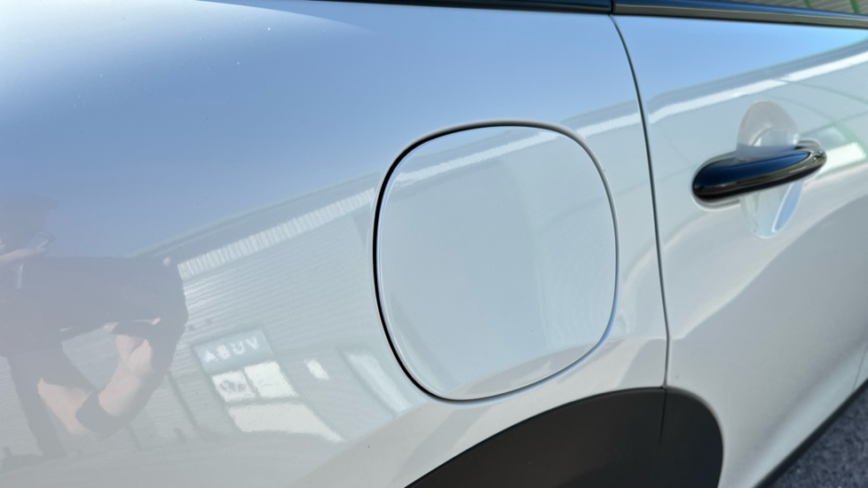 MINI Cooper 2.0 S Classic [Level 2] 3dr Auto Petrol Hatchback - Image 36