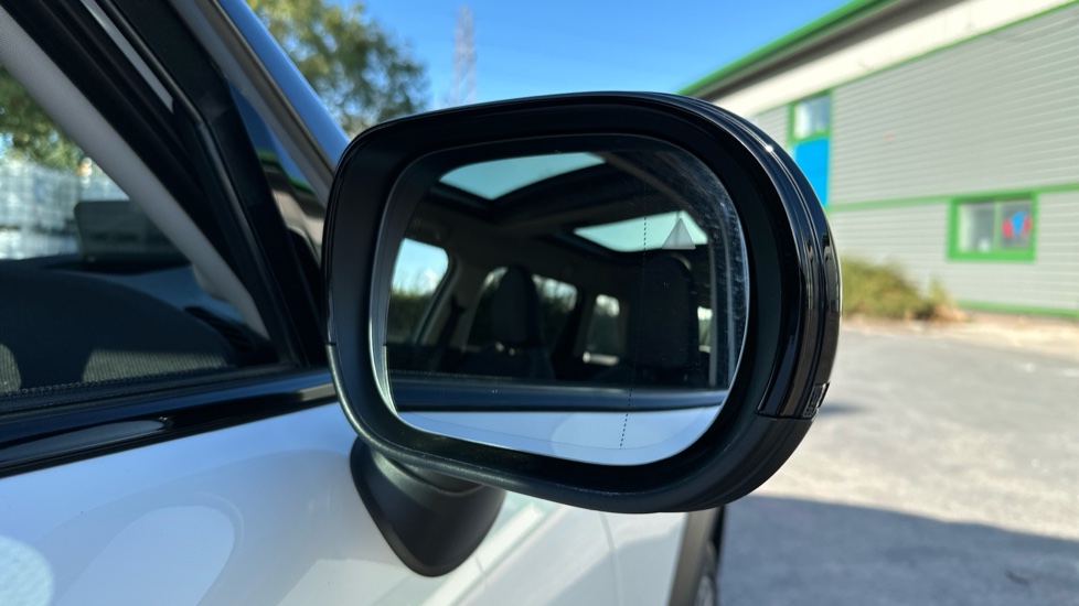 MINI Cooper 2.0 S Classic [Level 2] 3dr Auto Petrol Hatchback - Image 39