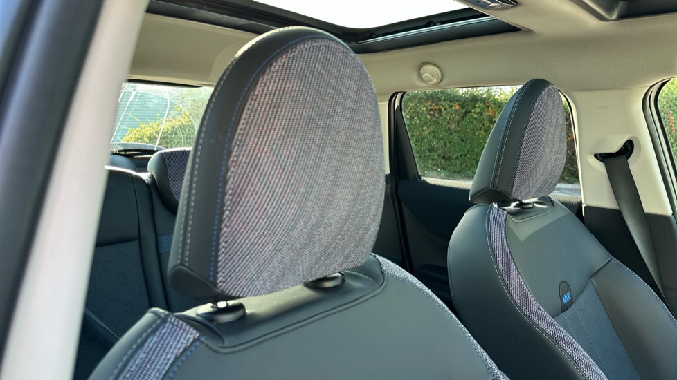 MINI Cooper 2.0 S Classic [Level 2] 3dr Auto Petrol Hatchback - Image 42
