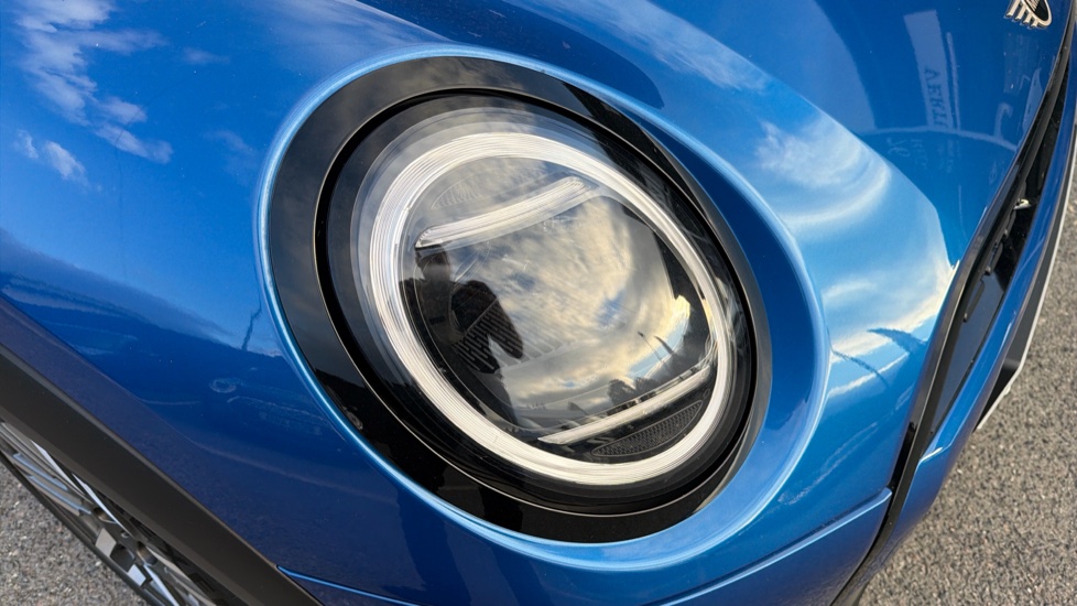 MINI Cooper 1.5 C Classic [Level 1] 5dr Auto Petrol Hatchback - Image 23