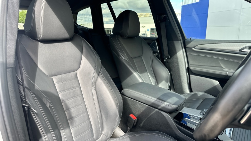 BMW X3 xDrive20d M Sport 5dr Step Auto Diesel Estate - Image 11