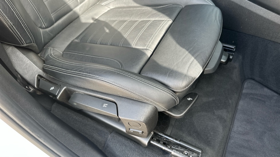 BMW X3 xDrive20d M Sport 5dr Step Auto Diesel Estate - Image 32