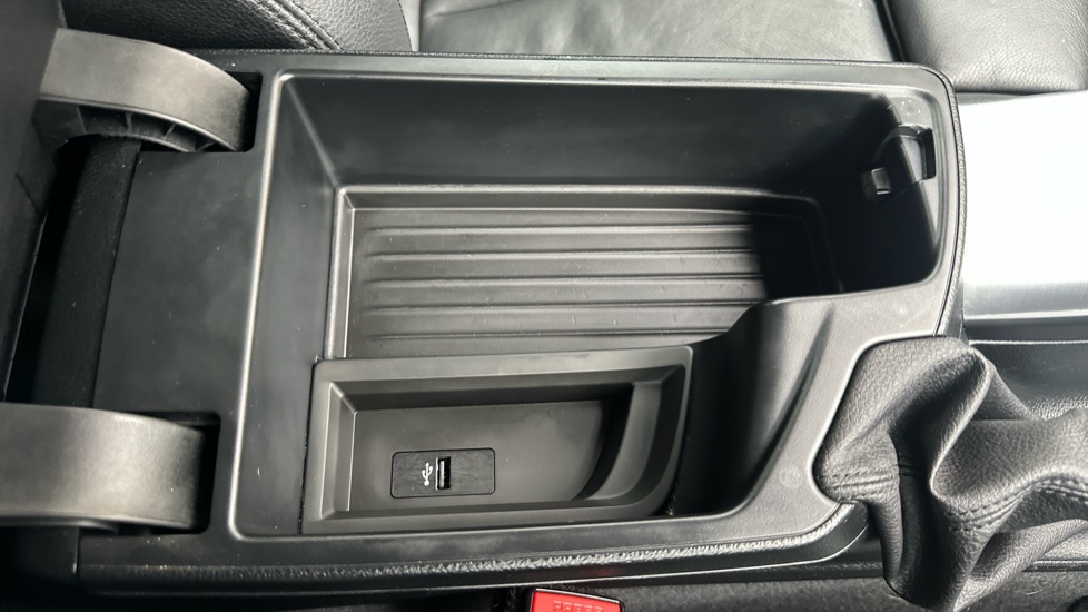 BMW 1 Series M140i Shadow Edition 5dr Step Auto Petrol Hatchback - Image 34