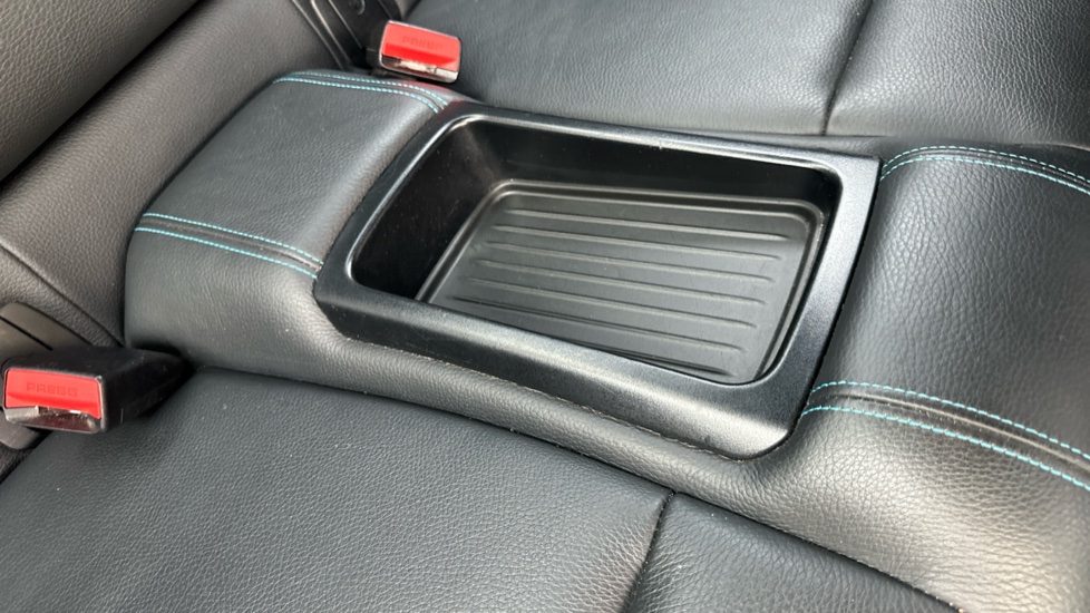 BMW M2 2dr DCT Petrol Coupe - Image 32