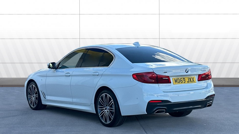 BMW 5 Series 520d xDrive M Sport 4dr Auto Diesel Saloon - Image 2