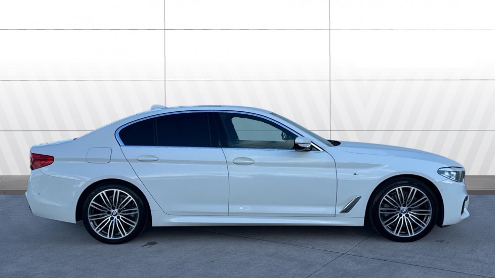 BMW 5 Series 520d xDrive M Sport 4dr Auto Diesel Saloon - Image 3