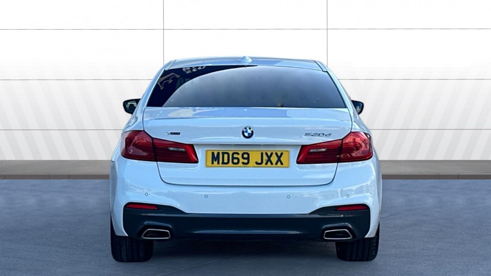 BMW 5 Series 520d xDrive M Sport 4dr Auto Diesel Saloon - Image 15