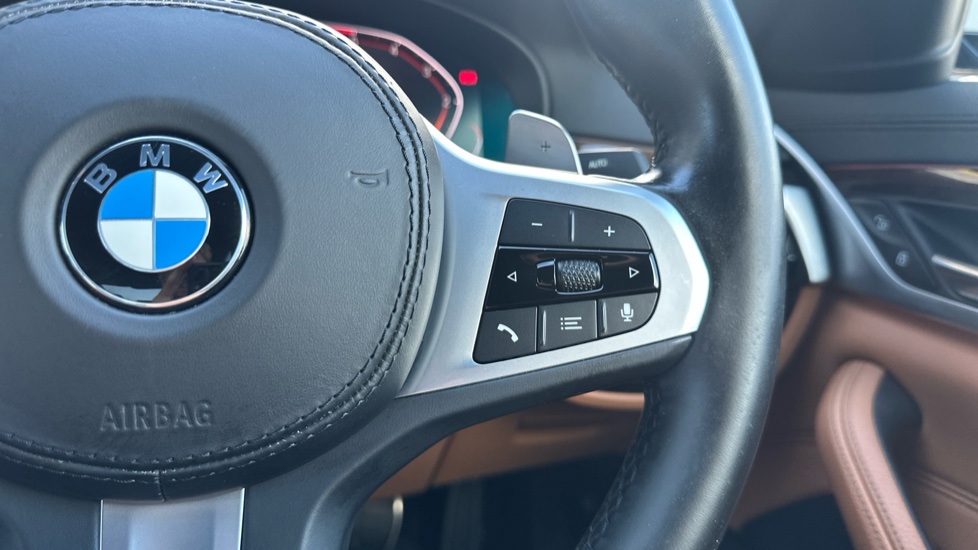 BMW 5 Series 520d xDrive M Sport 4dr Auto Diesel Saloon - Image 18