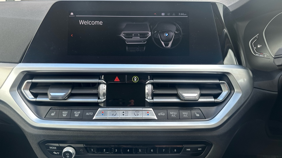 BMW 3 Series 330i Sport 4dr Step Auto Petrol Saloon - Image 8