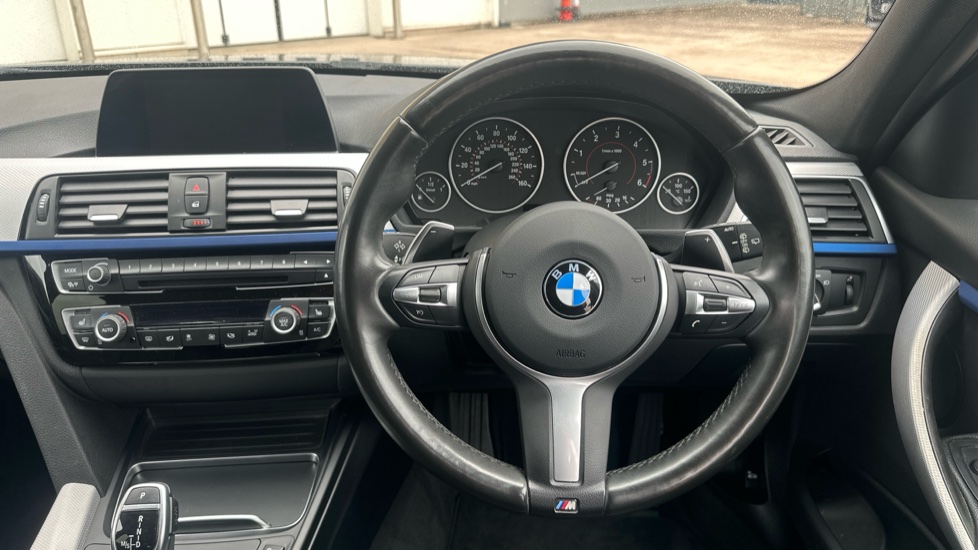 BMW 3 Series 320d M Sport 5dr Step Auto Diesel Estate - Image 5