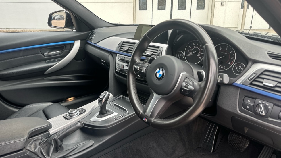 BMW 3 Series 320d M Sport 5dr Step Auto Diesel Estate - Image 6