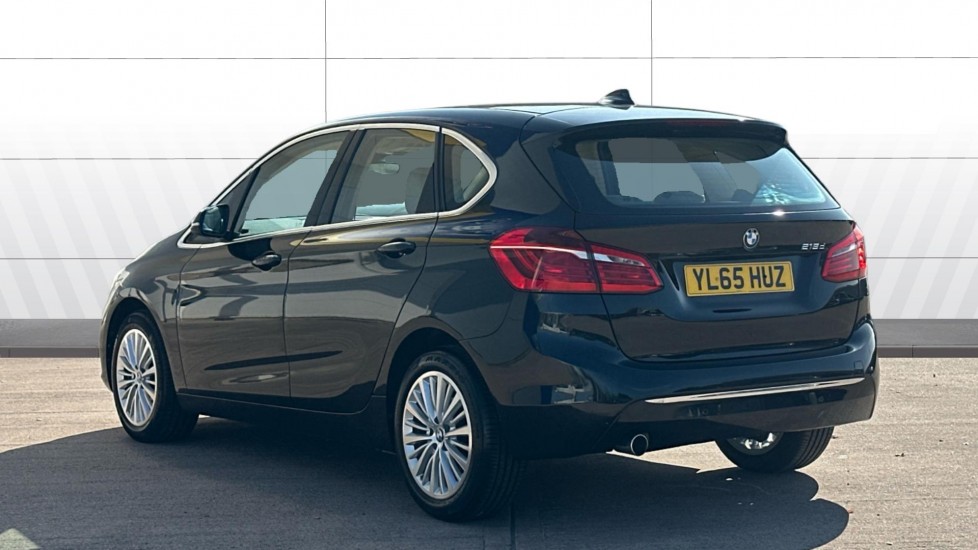 BMW 2 Series 218d Luxury 5dr Step Auto Diesel Hatchback - Image 2