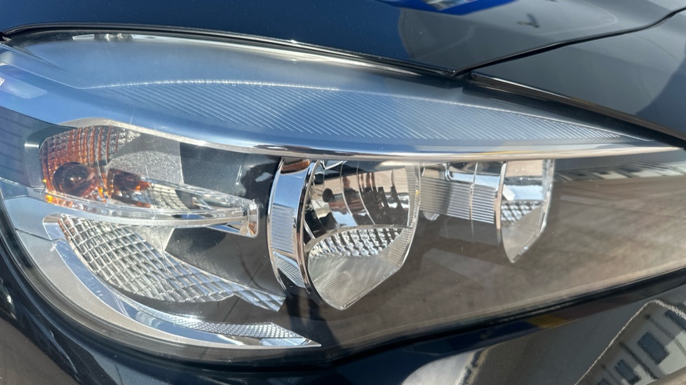 BMW 2 Series 218d Luxury 5dr Step Auto Diesel Hatchback - Image 23