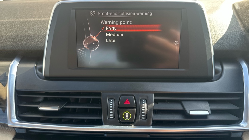 BMW 2 Series 218d Luxury 5dr Step Auto Diesel Hatchback - Image 46