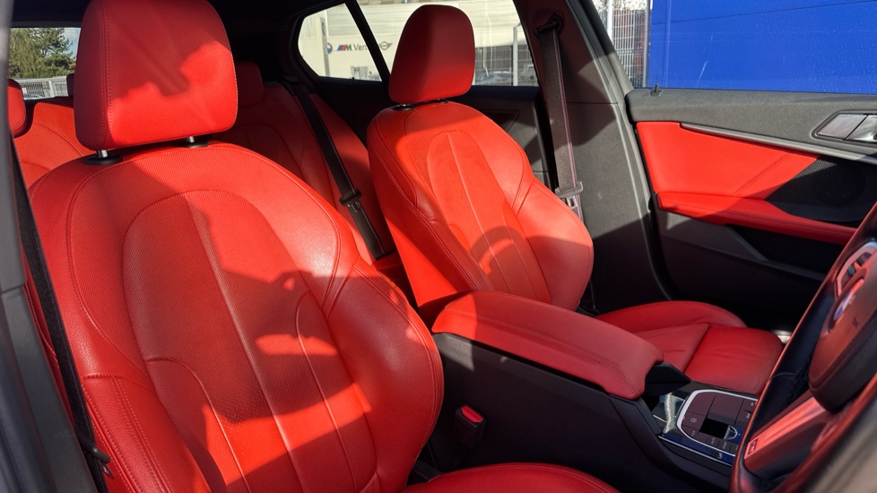 BMW 1 Series 118i [136] M Sport 5dr [Live Cockpit Pro/Pro pk] Petrol Hatchback - Image 11