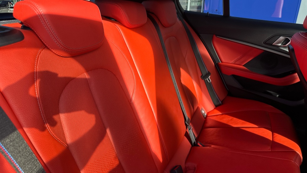 BMW 1 Series 118i [136] M Sport 5dr [Live Cockpit Pro/Pro pk] Petrol Hatchback - Image 12