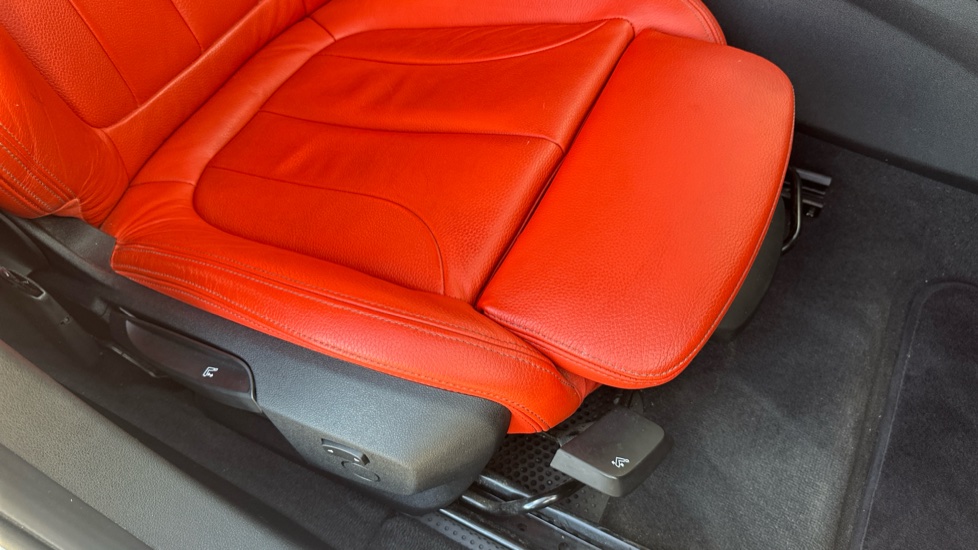 BMW 1 Series 118i [136] M Sport 5dr [Live Cockpit Pro/Pro pk] Petrol Hatchback - Image 30