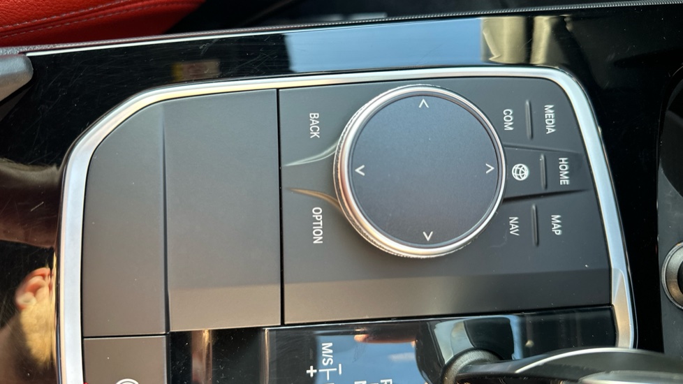 BMW 1 Series 118i [136] M Sport 5dr [Live Cockpit Pro/Pro pk] Petrol Hatchback - Image 34