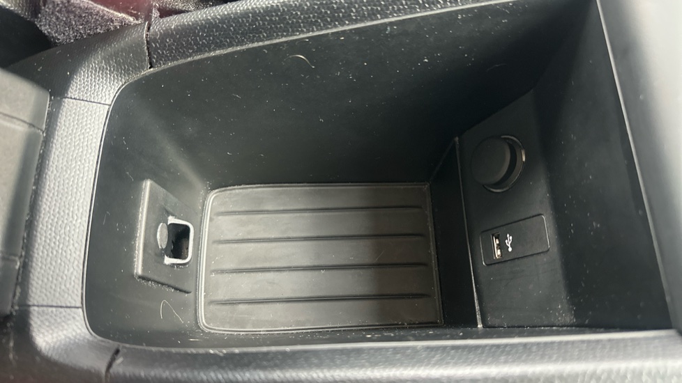 BMW i3 125kW 42kWh 5dr Auto Electric Hatchback - Image 53