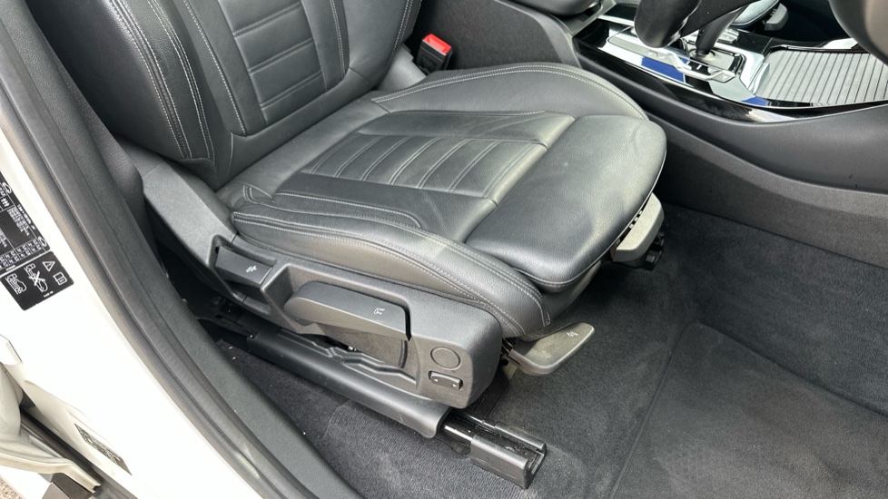 BMW X3 xDrive20d xLine 5dr Step Auto Diesel Estate - Image 33