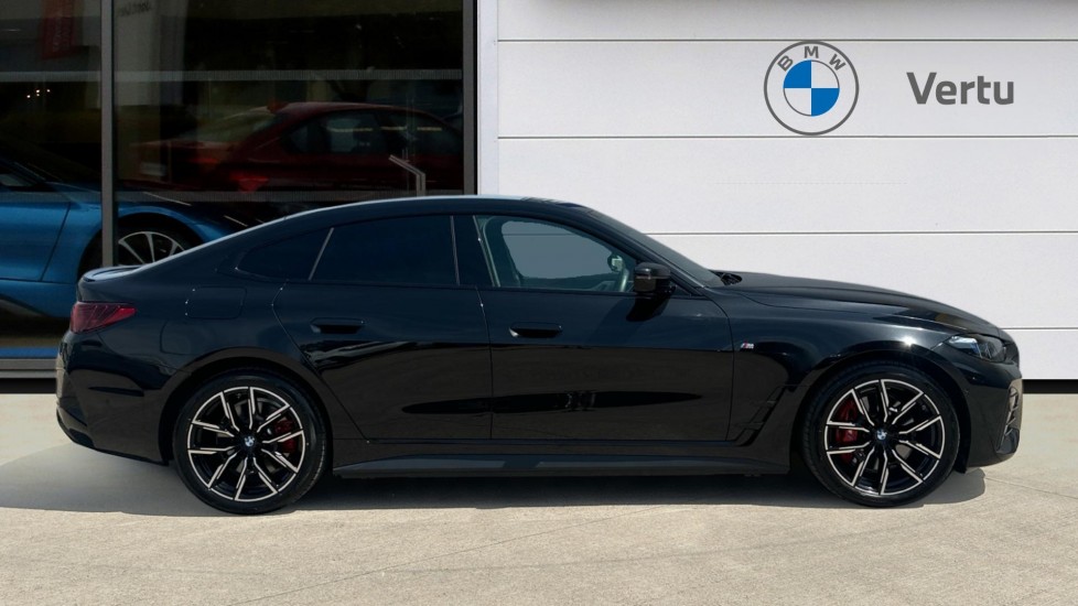 BMW i4 250kW eDrive40 M Sport 83.9kWh 5dr Auto [Pro Pack] Electric Hatchback - Image 3