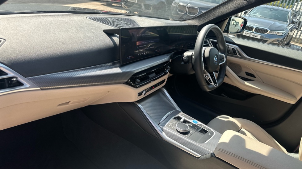 BMW i4 250kW eDrive40 M Sport 83.9kWh 5dr Auto [Pro Pack] Electric Hatchback - Image 7