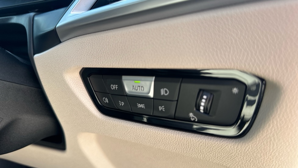 BMW i4 250kW eDrive40 M Sport 83.9kWh 5dr Auto [Pro Pack] Electric Hatchback - Image 20