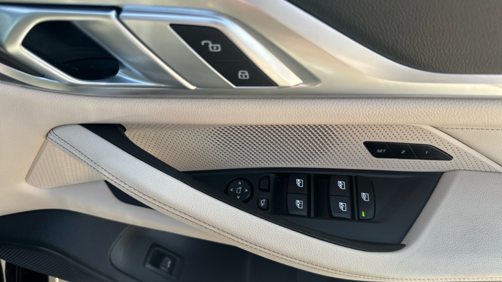 BMW i4 250kW eDrive40 M Sport 83.9kWh 5dr Auto [Pro Pack] Electric Hatchback - Image 30