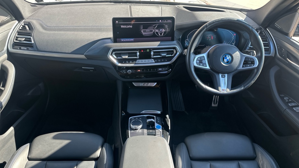 BMW iX3 210kW M Sport Pro 80kWh 5dr Auto Electric Estate - Image 4