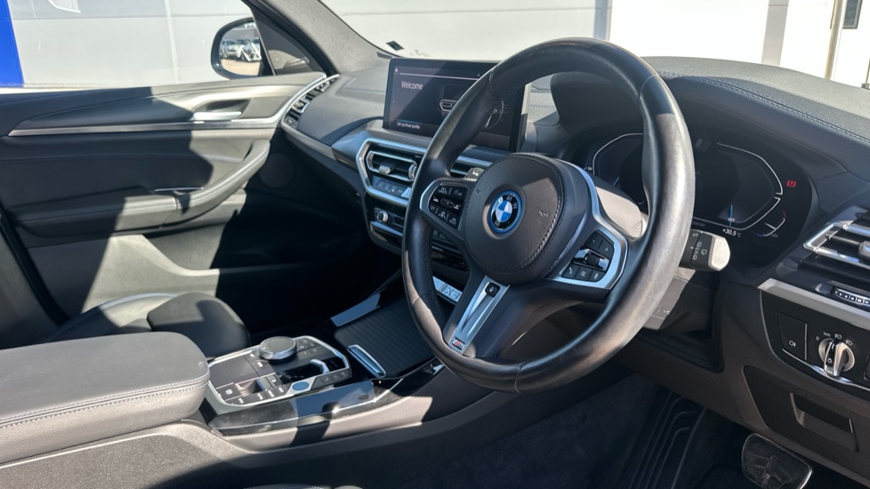 BMW iX3 210kW M Sport Pro 80kWh 5dr Auto Electric Estate - Image 6