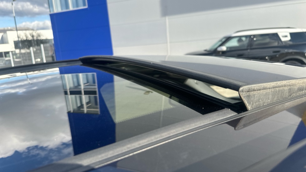 BMW iX3 210kW M Sport Pro 80kWh 5dr Auto Electric Estate - Image 38