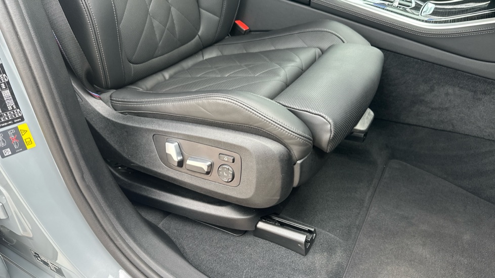 BMW X5 xDrive50e M Sport 5dr Auto [Tech/Pro Pack] Estate - Image 37