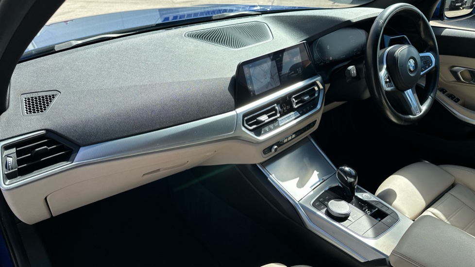 BMW 3 Series 330i M Sport 4dr Step Auto Petrol Saloon - Image 7