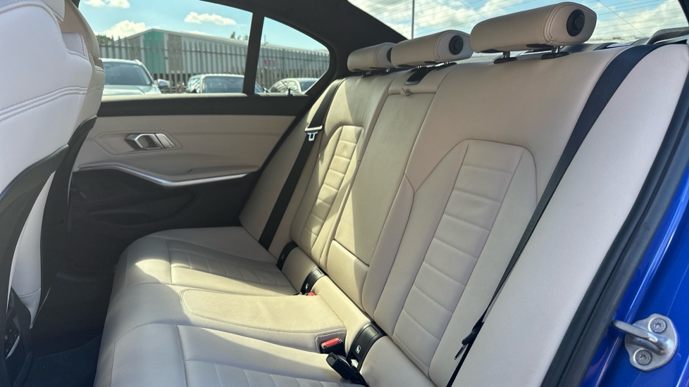 BMW 3 Series 330i M Sport 4dr Step Auto Petrol Saloon - Image 12