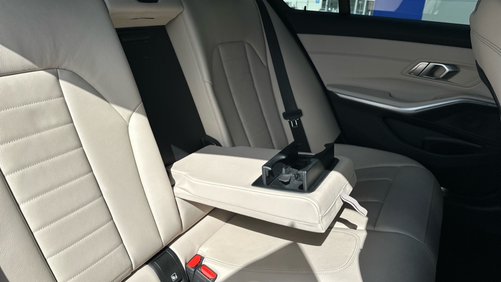 BMW 3 Series 330i M Sport 4dr Step Auto Petrol Saloon - Image 27