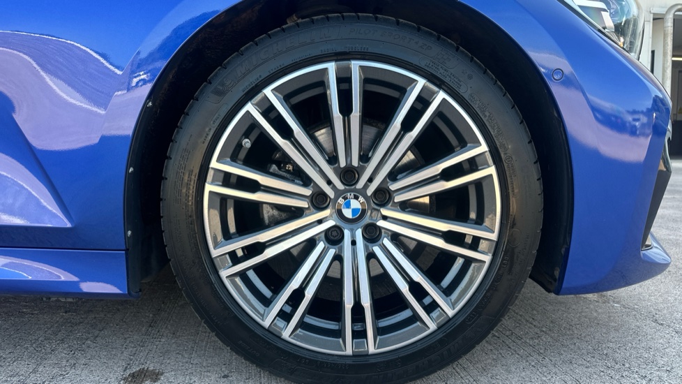 BMW 3 Series 320i M Sport 4dr Step Auto Petrol Saloon - Image 14