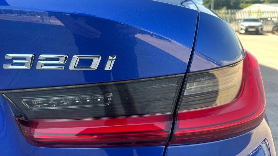 BMW 3 Series 320i M Sport 4dr Step Auto Petrol Saloon - Image 22