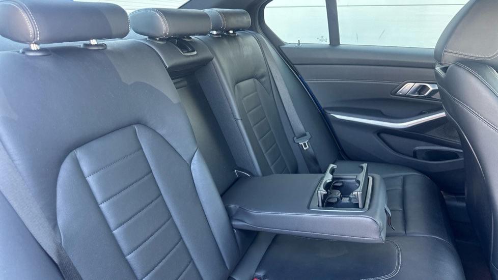 BMW 3 Series 320i M Sport 4dr Step Auto Petrol Saloon - Image 26