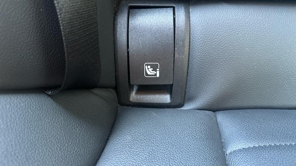 BMW 3 Series 320i M Sport 4dr Step Auto Petrol Saloon - Image 27