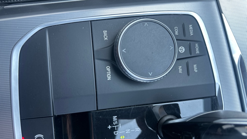 BMW 3 Series 320i M Sport 4dr Step Auto Petrol Saloon - Image 34