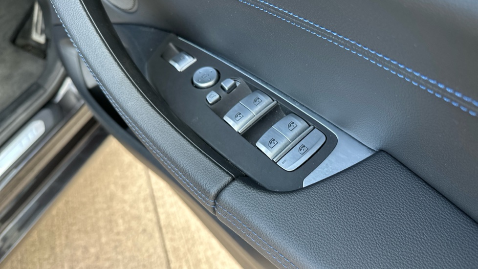BMW iX3 210kW M Sport Pro 80kWh 5dr Auto Electric Estate - Image 35