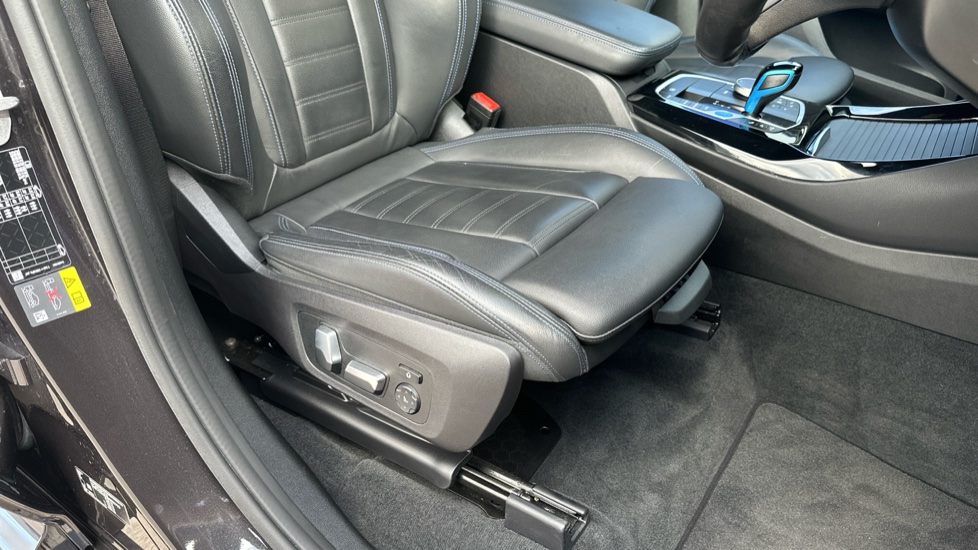 BMW iX3 210kW M Sport Pro 80kWh 5dr Auto Electric Estate - Image 38