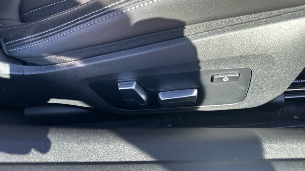 BMW 4 Series 430d MHT M Sport 2dr Step Auto Diesel Convertible - Image 31