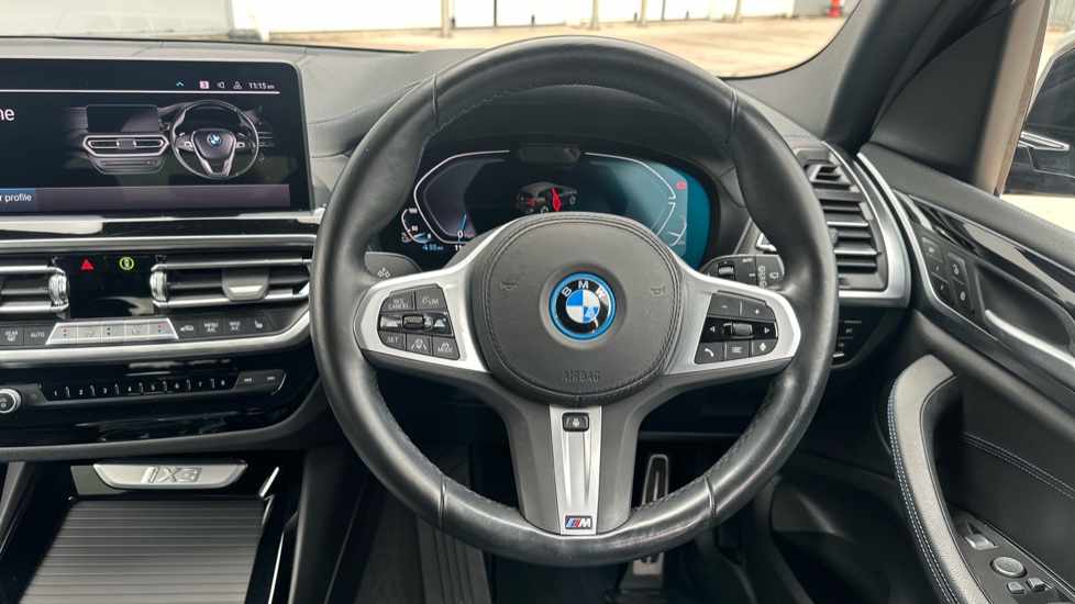 BMW iX3 210kW M Sport 80kWh 5dr Auto Electric Estate - Image 5